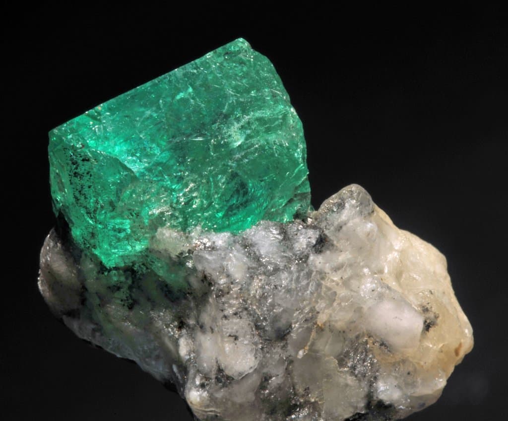 エメラルドの結晶